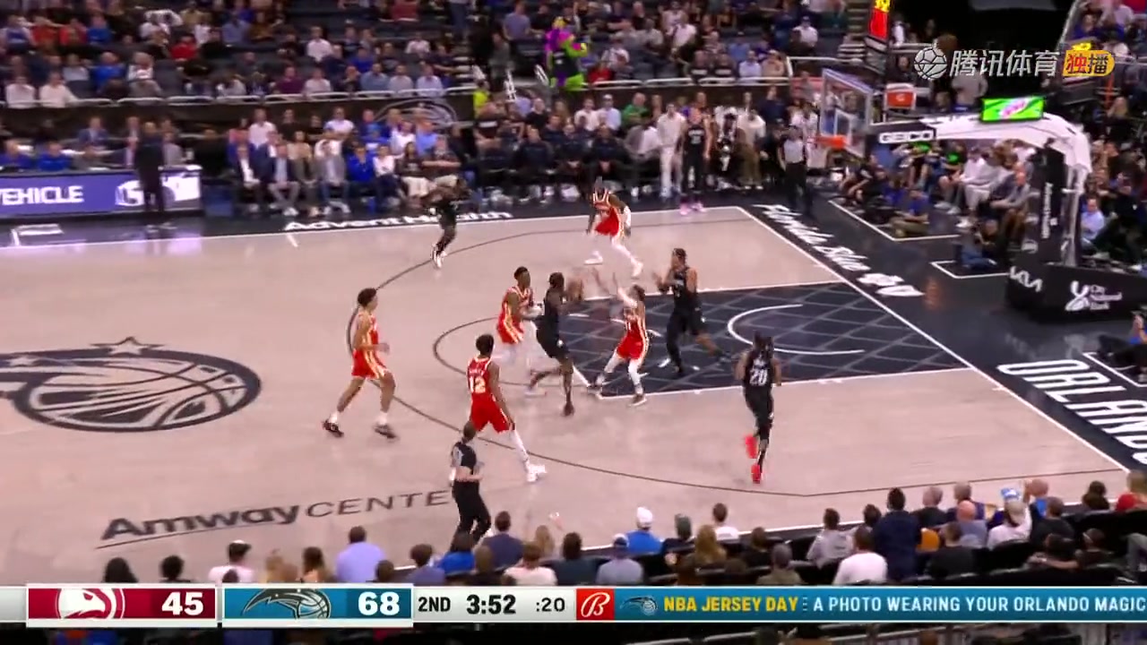 比文班亞馬如何？波爾-波爾持球一條龍反擊轉(zhuǎn)身過人暴扣